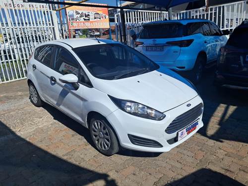 Ford Fiesta 1.4i (71 kW) Ambiente Hatch Back