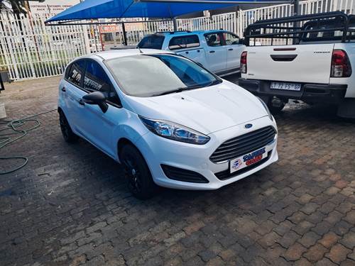 Ford Fiesta 1.4i (71 kW) Ambiente Hatch Back