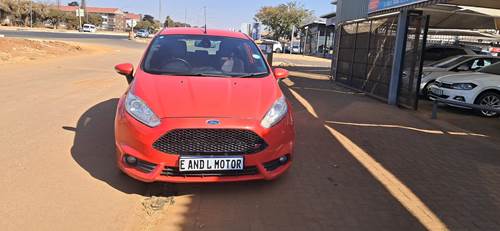 Ford Fiesta ST 1.6 EcoBoost GDTi