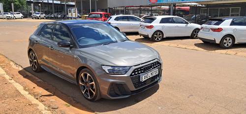 Audi A1 Sportback 1.4 T FSI S-tronic (35 TFSI)