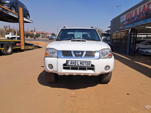 Nissan Hardbody NP300 2.5 TDi Double Cab