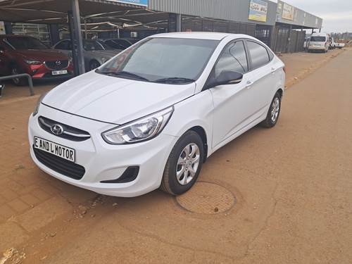 Hyundai Accent IV 1.6 GL Motion