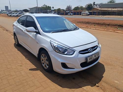 Hyundai Accent V 1.6 Fluid