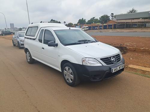 Nissan NP200 1.6i Aircon