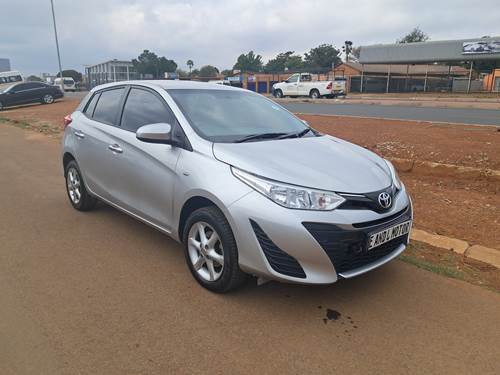 Toyota Yaris 1.5 Cross 5 Door