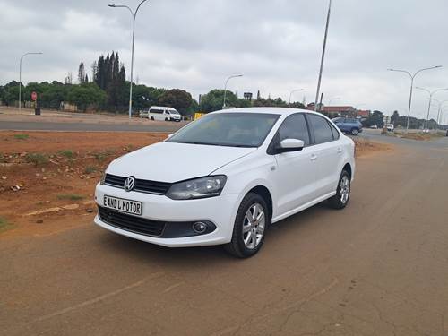 Volkswagen (VW) Polo Sedan 1.4 Trendline