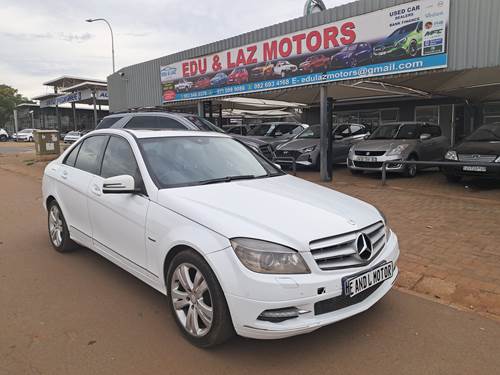 Mercedes Benz C 300 Elegance 7G-Tronic