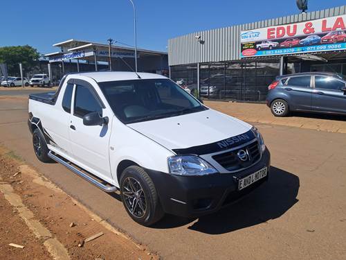 Nissan NP200 1.6i