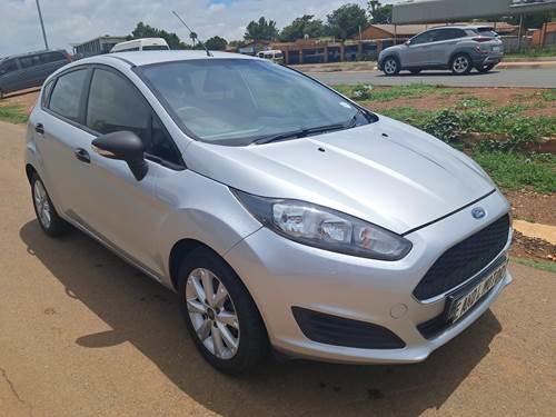 Ford Fiesta 1.4i Trend 5 Door