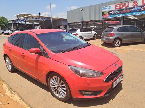 Ford Focus 1.5 EcoBoost Trend 5 Door Hatch Auto