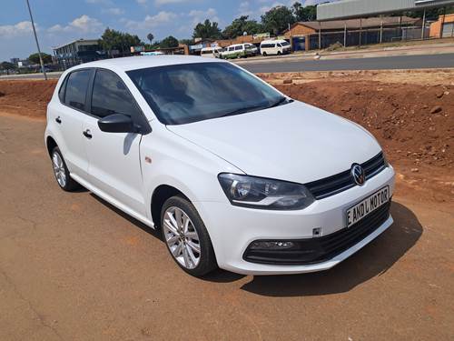 Volkswagen (VW) Polo Vivo 1.4 Hatch Comfortline 5 Door