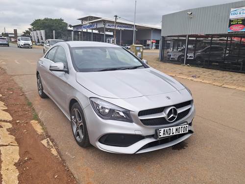 Mercedes Benz CLA 200