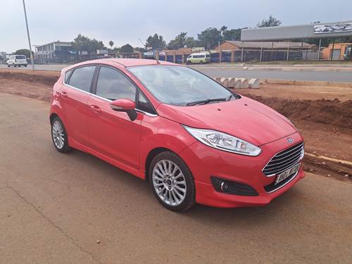 Ford Fiesta 1.4i Trend 5 Door