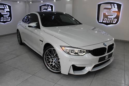 BMW M4 Coupe M-DCT