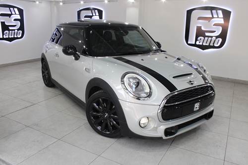 MINI Cooper S Mark IV (141 kW) Steptronic