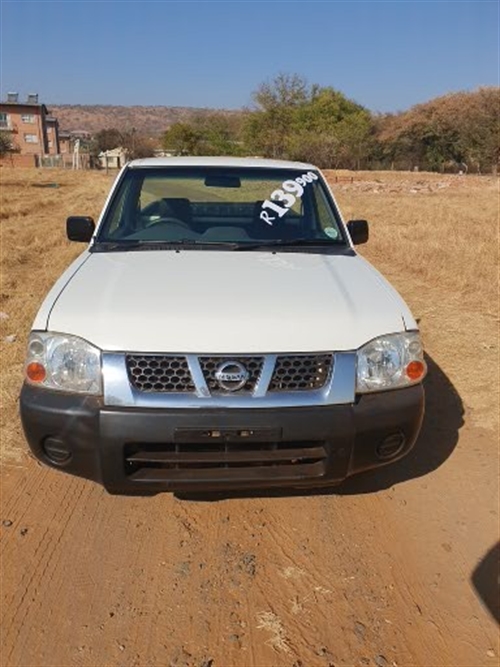 Nissan Hardbody NP300 2.0i LWB Single Cab