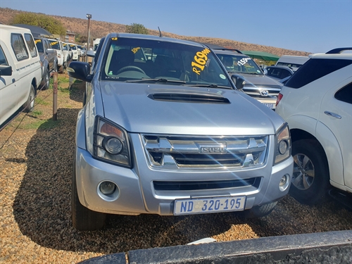 Isuzu KB 300 D-TEQ LX (120 kW) Double Cab Auto