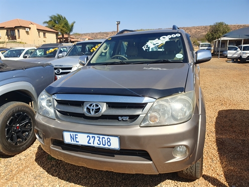 Toyota Fortuner I 4.0 V6 4X4