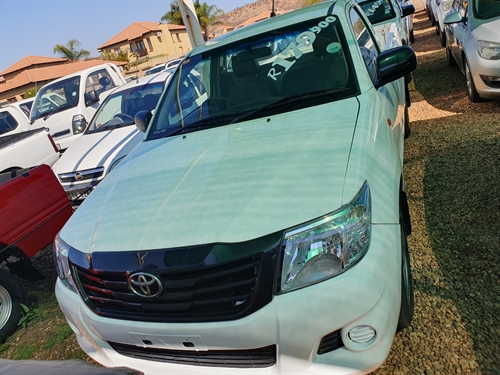 Toyota Hilux ( II) 2.0 VVTi Single Cab