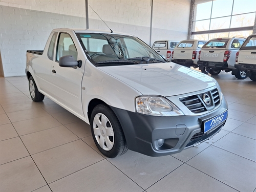 Nissan NP200 1.6i Pack