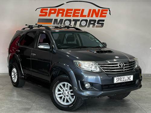 Toyota Fortuner III 2.5 D-4D VNT Raised Body Auto