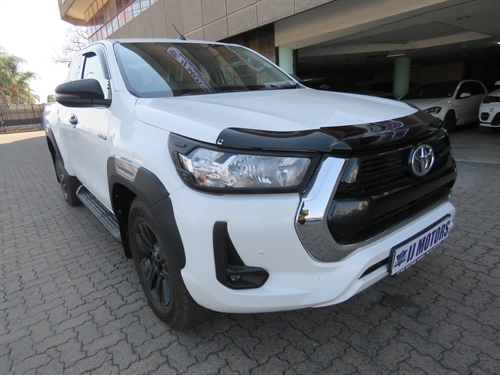 Toyota Hilux 2.4 GD-6 RB SRX Extra Cab 