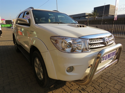 Toyota Fortuner II 3.0 D-4D Raised Body