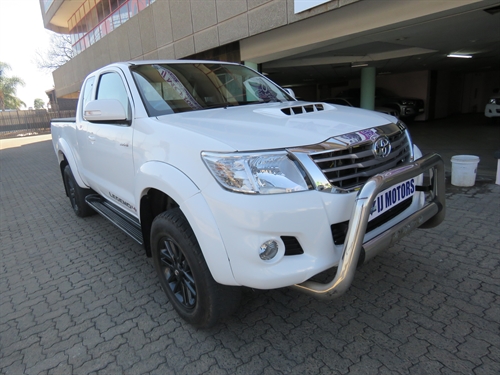 Toyota Hilux ( II) 3.0 D-4D Raider Xtra Cab