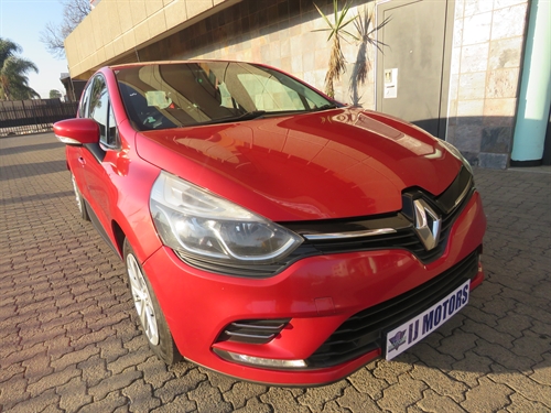 Renault Clio IV 900T (66kW) Dynamique 5 Door