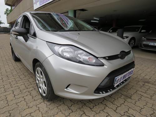 Ford Fiesta 1.4i Trend 5 Door