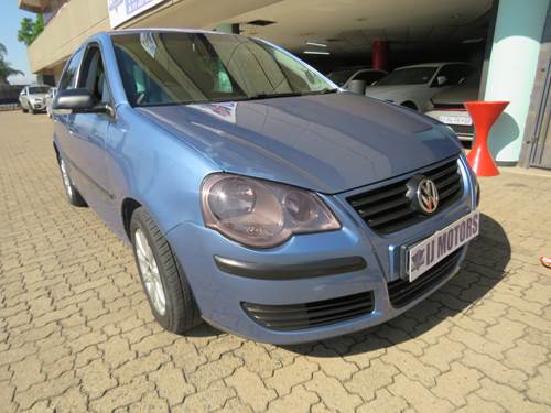 Volkswagen (VW) Polo 1.4 Comfortline (62 kW)