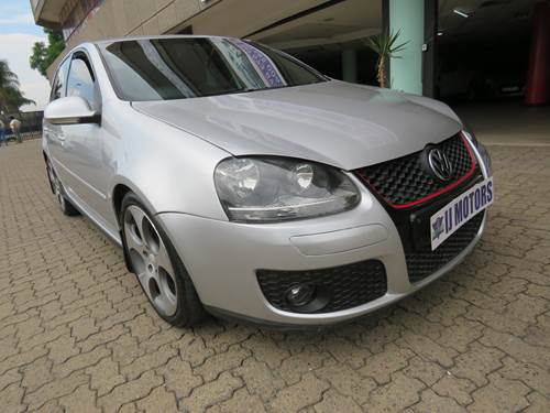 Volkswagen (VW) Golf 5 GTi 2.0 T FSi