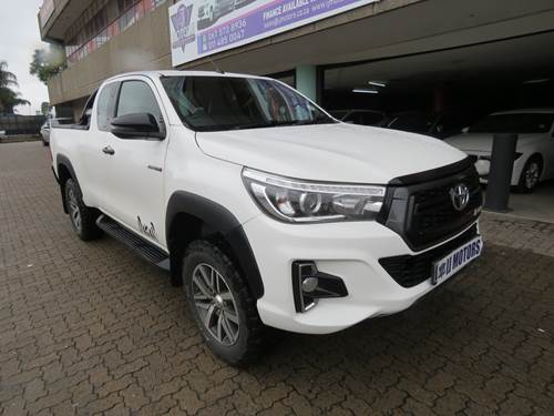 Toyota Hilux 2.8 GD-6 RB Raider Extra Cab Auto 4x4