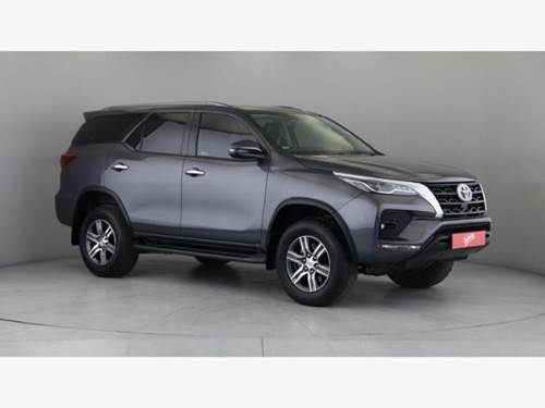 Toyota Fortuner V 2.4 GD-6 Raised Body Auto