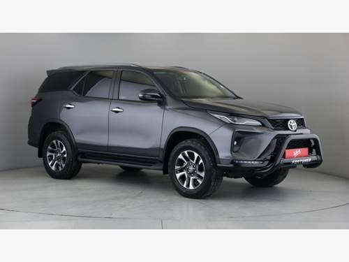 Toyota Fortuner VI 2.4GD-6 Raised Body