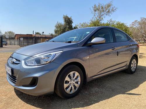 Hyundai Accent IV 1.6 GL Motion