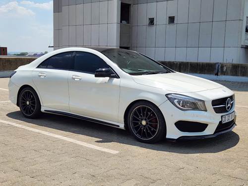 Mercedes Benz CLA 220 AMG Auto