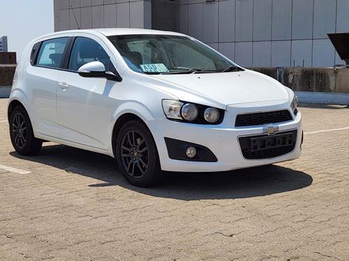 Chevrolet Sonic 1.6 LS Hatch 5 Door