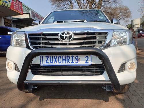 Toyota Hilux ( II) 2.5 D-4D SRX 4X4 Double Cab