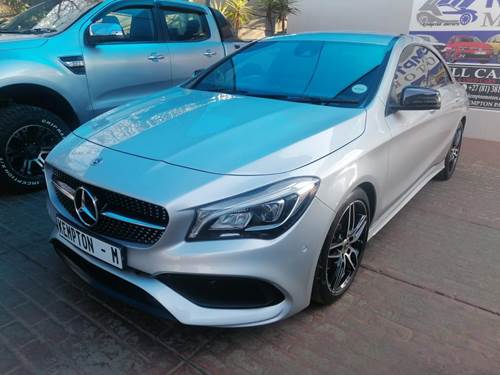 Mercedes Benz CLA 200 Auto