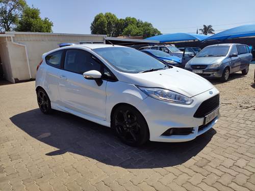 Ford Fiesta ST 1.6 EcoBoost GDTi