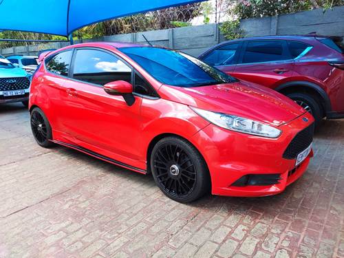 Ford Fiesta ST 1.6 EcoBoost GDTi