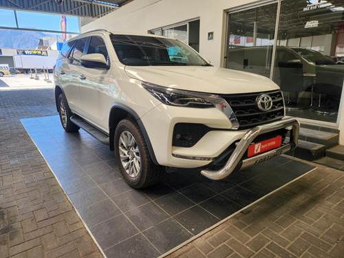 Toyota Fortuner V 2.8 GD-6 Raised Body Auto