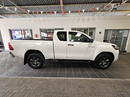 Toyota Hilux 2.4 GD-6 RB Raider Extra Cab