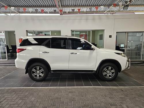 Toyota Fortuner IV 2.4 GD-6 Raised Body Auto