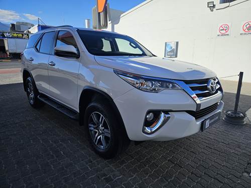 Toyota Fortuner IV 2.4 GD-6 Raised Body