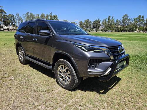 Toyota Fortuner V 2.8 GD-6 VX Auto