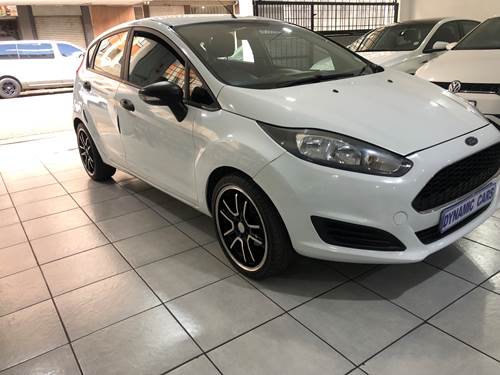 Ford Fiesta 1.4i (71 kW) Ambiente Hatch Back