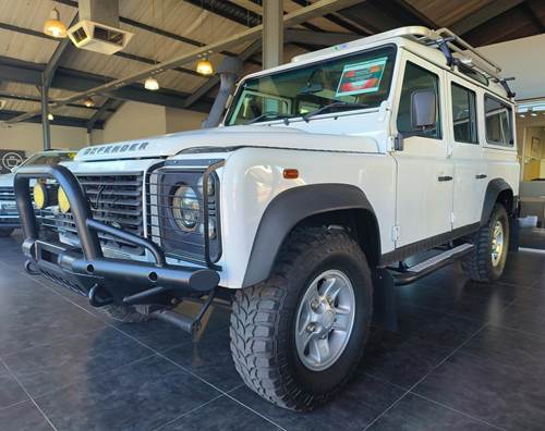 Land Rover Defender 110 2.2 D Station Wagon