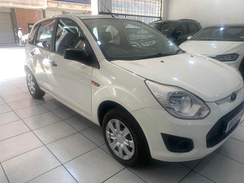 Ford Figo 1.4i Ambiente 5-Door Hatch Back